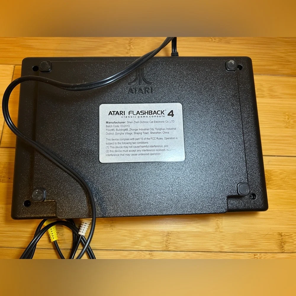 Atari Flashback 4 Classic Game Console W/Joysticks, Batch Code 03/2013|Untested